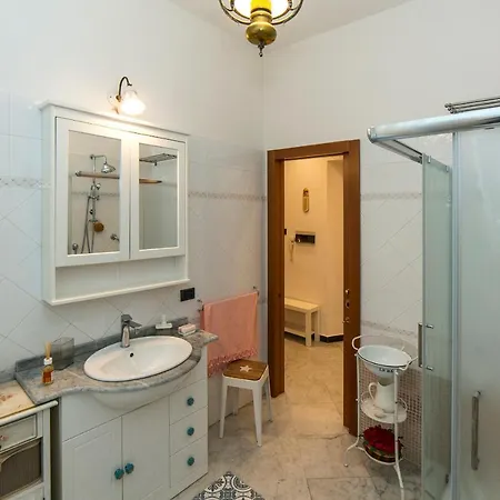 Apartament Holly House La Spezia